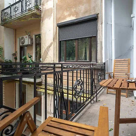 Designer 4br Retreat - Chic & - Steps To Old Town 公寓