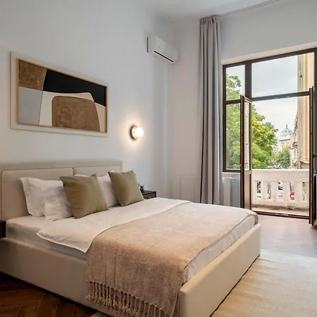 Designer 4br Retreat - Chic & - Steps To Old Town 公寓 *
