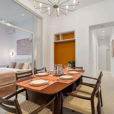 公寓 Designer 4br Retreat - Chic & - Steps To Old Town 布加勒斯特